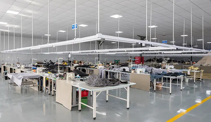 Unistrengh-Provides-professional-rooftop-tenturl