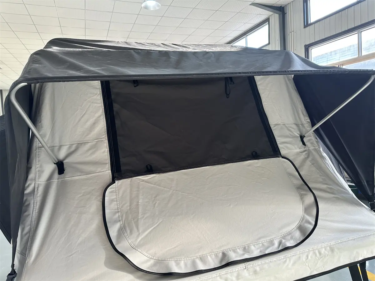 ​Unistrengh Instant Opening Soft Rooftop Tent00011km